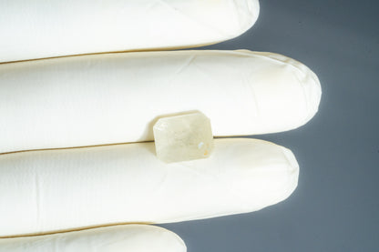 Natural Yellow Sapphire 10.36 Carats / 11.38 Ratti