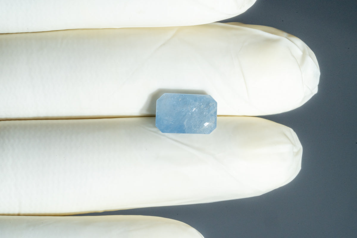Natural Blue Sapphire 6.59 Carats / 7.24 Ratti