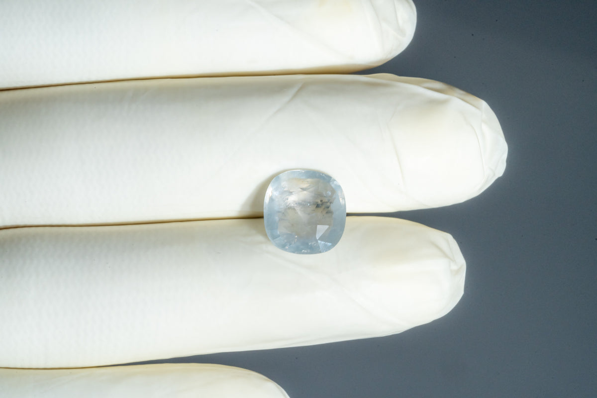 Natural Blue Sapphire 7.18 Carats / 7.89 Ratti