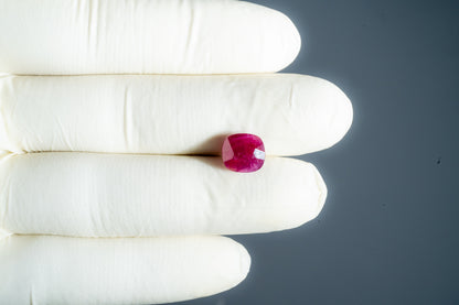 Madagascar Ruby (Manik) 5.54 Carats / 6.09 Ratti