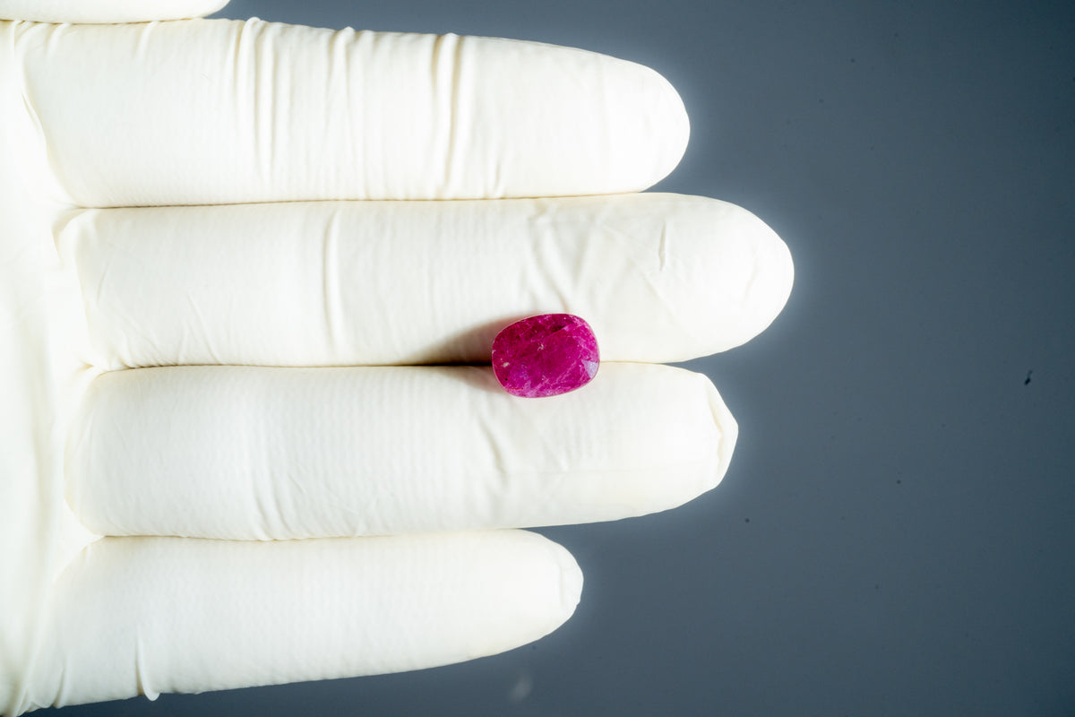 Madagascar Ruby (Manik) 6.17 Carats / 6.78 Ratti