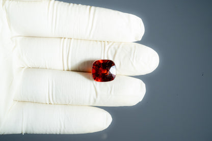 Sri-Lankan Hessonite (Gomed) 14.05 Carats / 15.44 Ratti