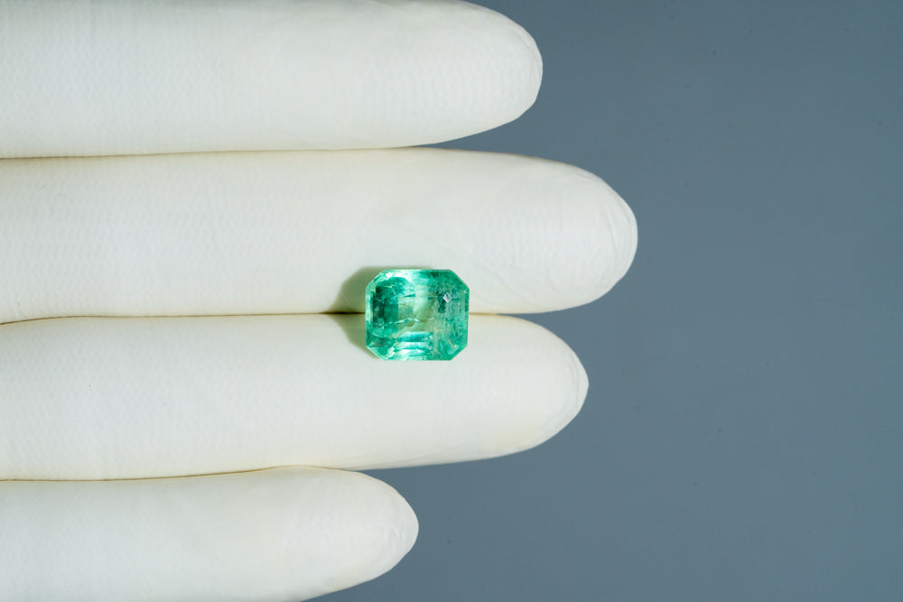 Columbian Emerald (Panna) 7.28 Carats / 8 Ratti
