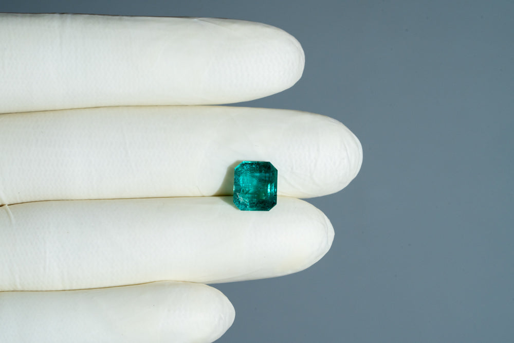 Zambian Emerald (Panna) 4.65 Carats / 5.11 Ratti