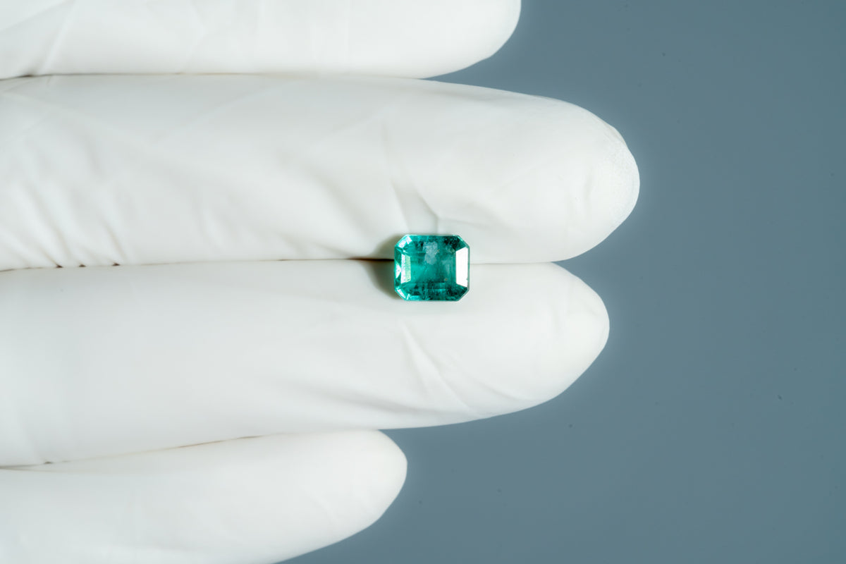 Zambian Emerald (Panna) 1.69 Carats / 1.86 Ratti