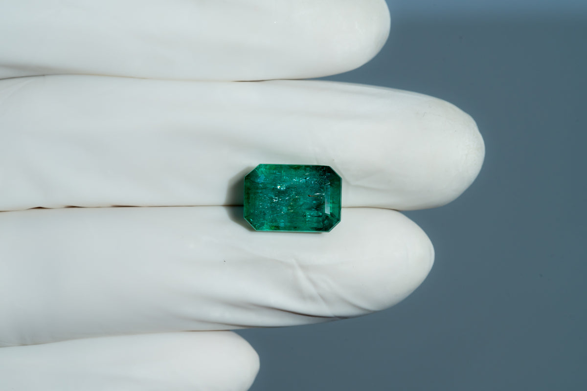 Zambian Emerald (Panna) 6.65 Carats / 7.31 Ratti