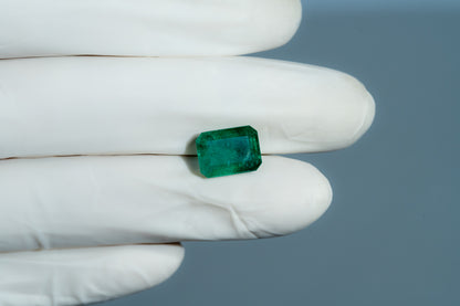 Zambian Emerald (Panna) 5.48 Carats / 6.02 Ratti