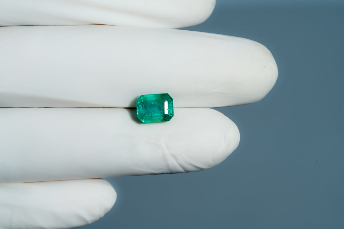Zambian Emerald (Panna) 2.87 Carats / 3.15 Ratti