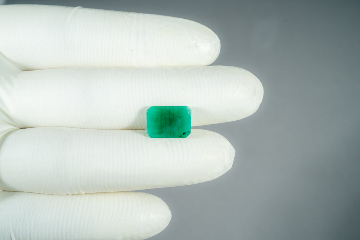 Zambian Emerald (Panna) 5.31 Carats / 5.84 Ratti