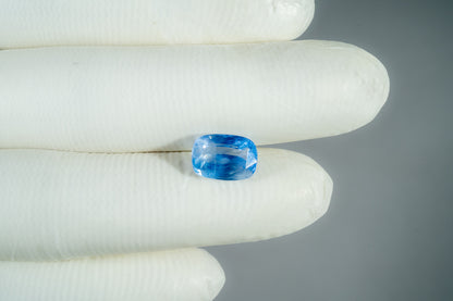 Natural Blue Sapphire 6.23 Caras / 6.85 Ratti