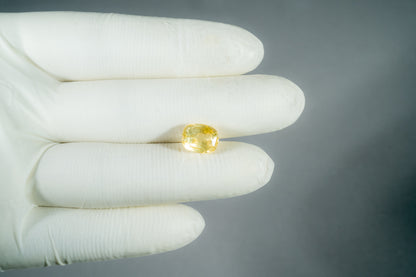 Natural Yellow Sapphire 7.20 Carats / 7.91 Ratti