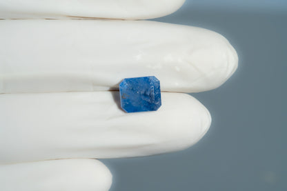 Natural Blue Sapphire 4.08 Carats / 4.48 Ratti