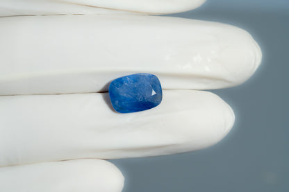 Natural Blue Sapphire 6.53 Carats / 7.18 Ratti