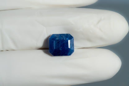 Natural Blue Sapphire 8.65 Carats / 9.51 Ratti
