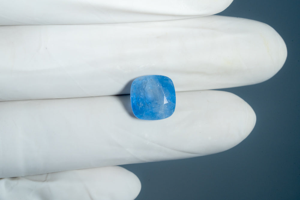 Natural Blue Sapphire 8.32 Carats / 9.14 Ratti