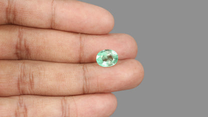 Columbian Emerald (Panna) 3.90 Carats / 4.29 Ratti