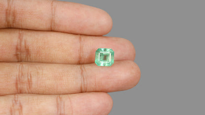 Columbian Emerald (Panna) 4.27 Carats / 4.69 Ratti