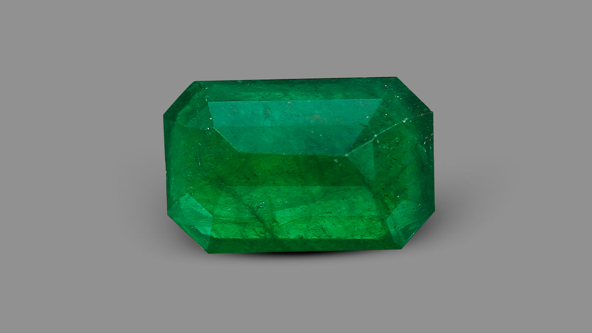 Zambian Emerald (Panna) 2.84 Carats / 3.12 Ratti