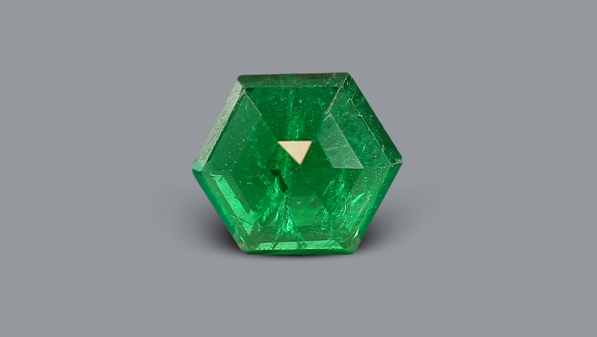 Zambian Emerald (Panna) 1.12 Carats / 1.23 Ratti