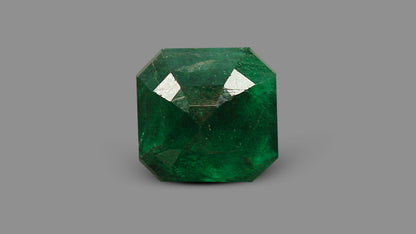 Minor Oil Zambian Emerald 3.48 Carats / 3.82 Ratti