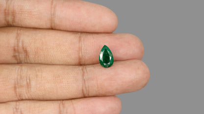 Zambian Emerald (Panna) 2.14 Carats / 2.35 Ratti