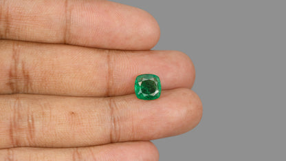 Zambian Emerald (Panna) 2.32 Carats / 2.55 Ratti