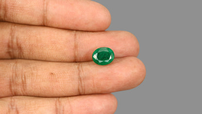 Zambian Emerald (Panna) 4.24 Carats / 4.66 Ratti