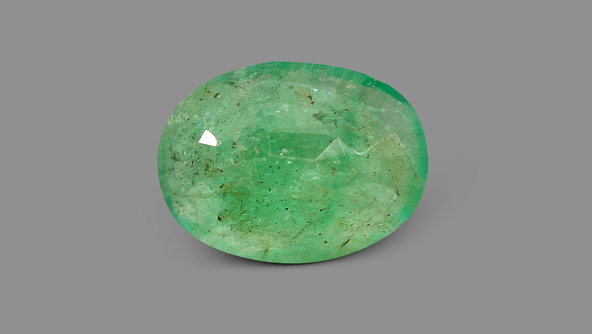 Zambian Emerald (Panna) 4.29 Carats / 4.71 Ratti
