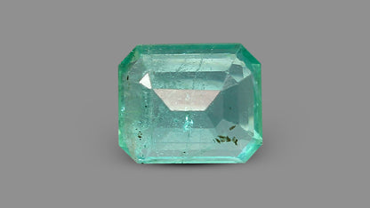 Zambian Emerald (Panna) 1.68 Carats / 1.85 Ratti