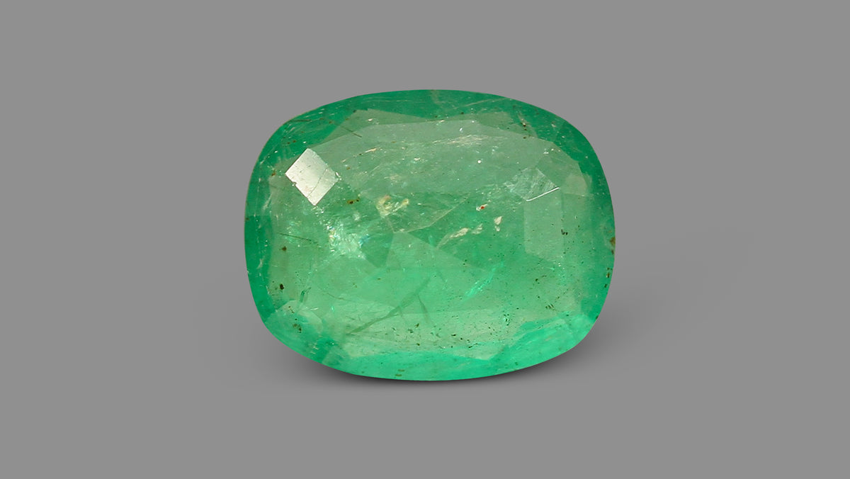 Zambian Emerald (Panna) 3.01 Carats / 3.31 Ratti