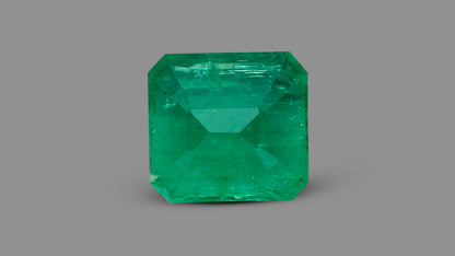 Zambian Emerald (Panna) 3.78 Carats / 4.15 Ratti