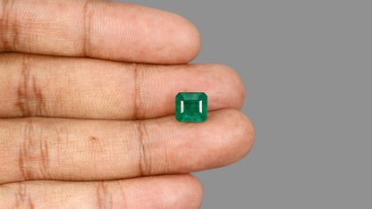 Zambian Emerald (Panna) 3.78 Carats / 4.15 Ratti
