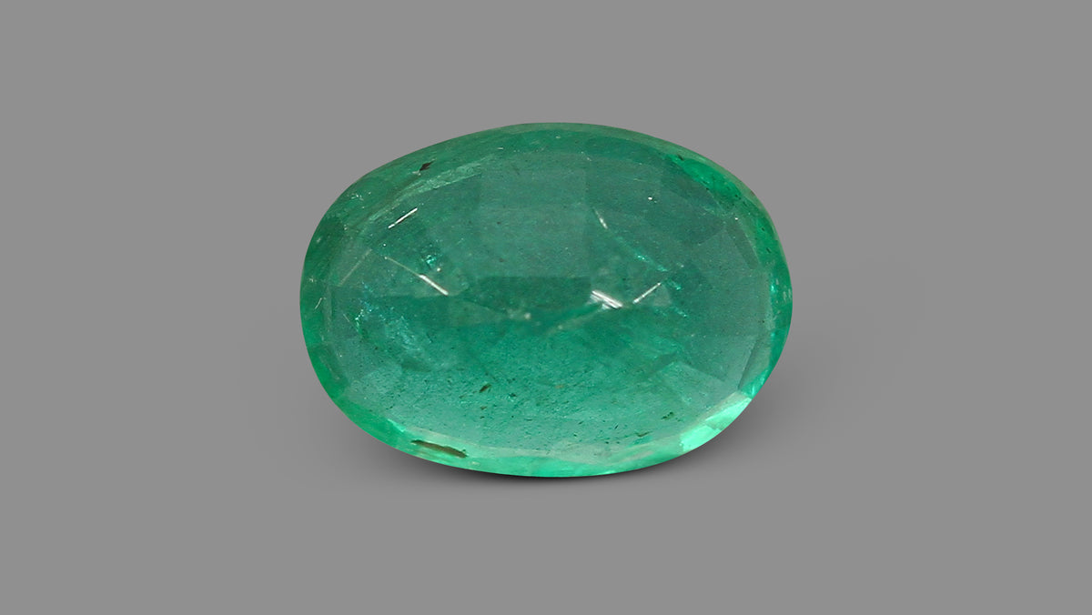 Zambian Emerald (Panna) 3.45 Carats / 3.79 Ratti