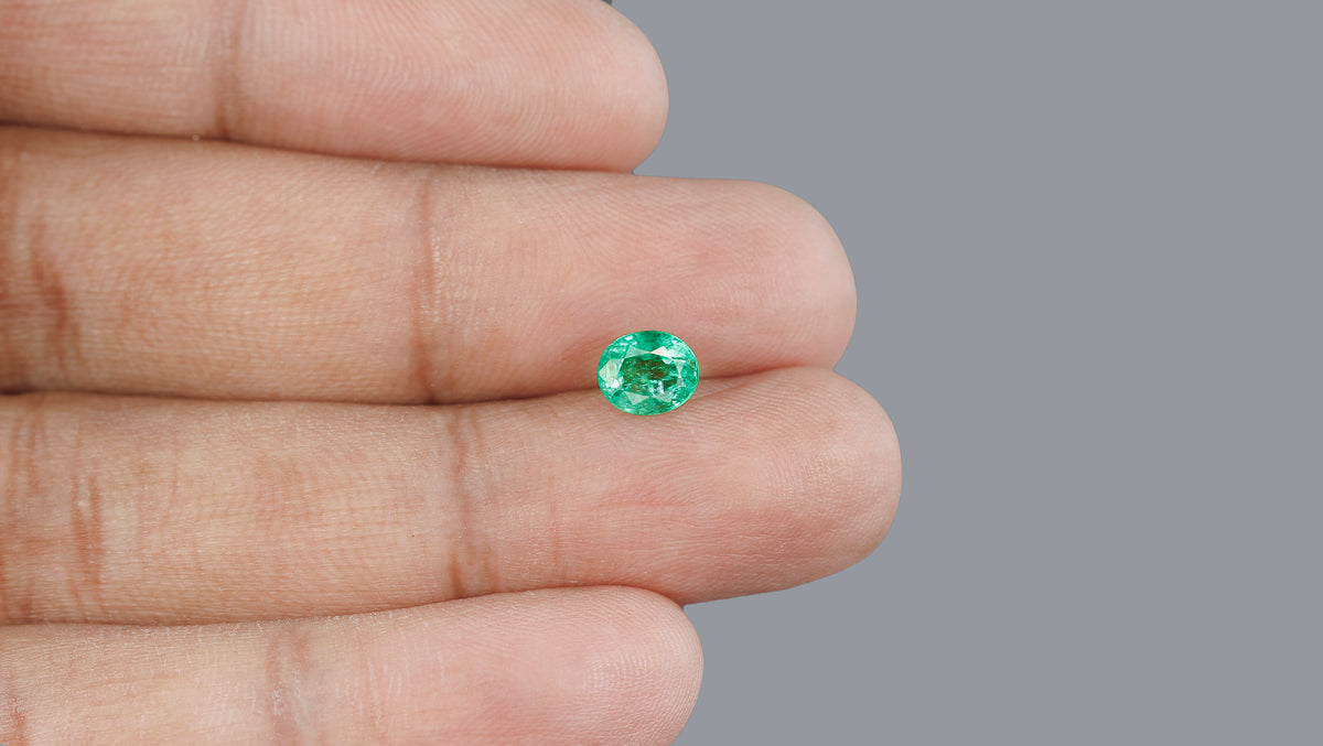 Zambian Emerald (Panna) 1.27 Carats / 1.4 Ratti
