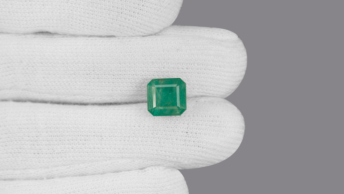 Zambian Emerald (Panna) 6.06 Carats / 6.66 Ratti
