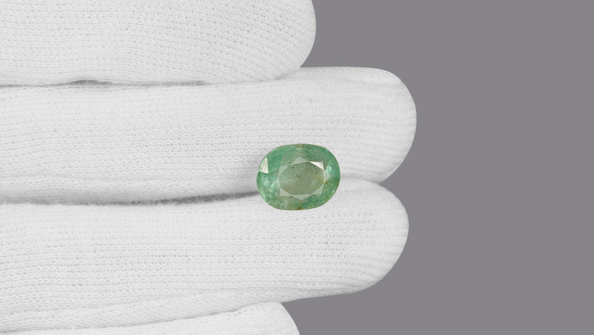 Columbian Emerald (Panna) 6.68 Carats / 7.34 Ratti