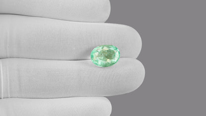 Columbian Emerald (Panna) 5.92 Carats / 6.51 Ratti