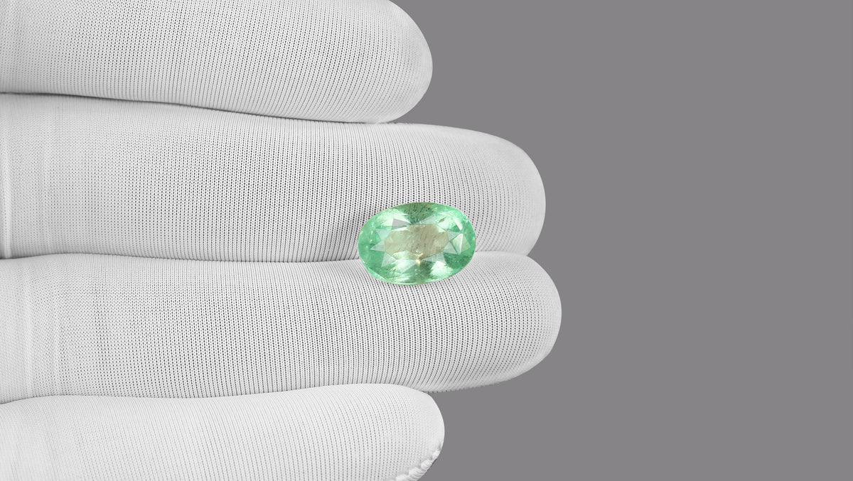 Columbian Emerald (Panna) 7.50 Carats / 8.24 Ratti