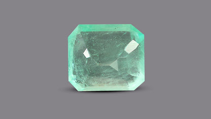 Columbian Emerald (Panna) 4.76 Carats / 5.23 Ratti