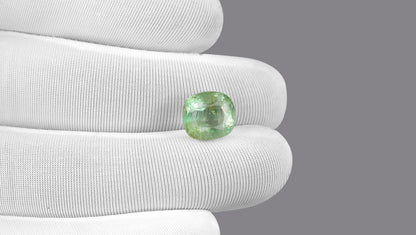 Columbian Emerald (Panna) 5.74 Carats / 6.31 Ratti
