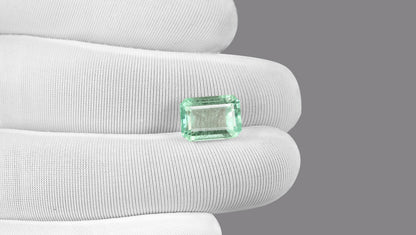 Columbian Emerald (Panna) 5.82 Carats / 6.4 Ratti