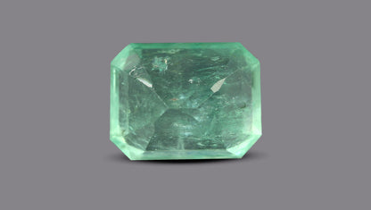 Columbian Emerald (Panna) 8.09 Carats / 8.89 Ratti