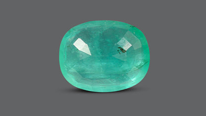 Brazil Emerald (Panna) 4.79 Carats / 5.26 Ratti