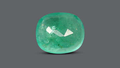 Brazil Emerald (Panna) 5.37 Carats / 5.9 Ratti