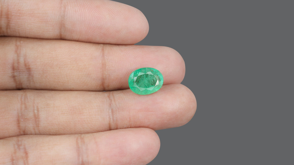 Brazil Emerald (Panna) 5.93 Carats / 6.52 Ratti