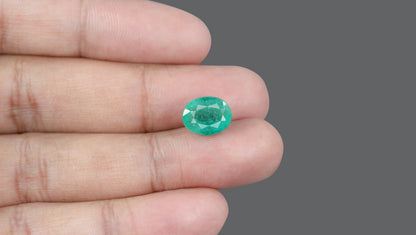 Brazil Emerald (Panna) 5.87 Carats / 6.45 Ratti