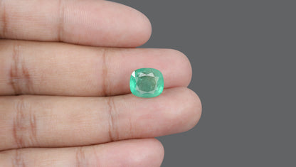 Brazil Emerald (Panna) 5.71 Carats / 6.27 Ratti
