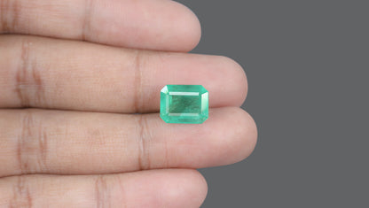 Brazil Emerald (Panna) 6.72 Carats / 7.38 Ratti