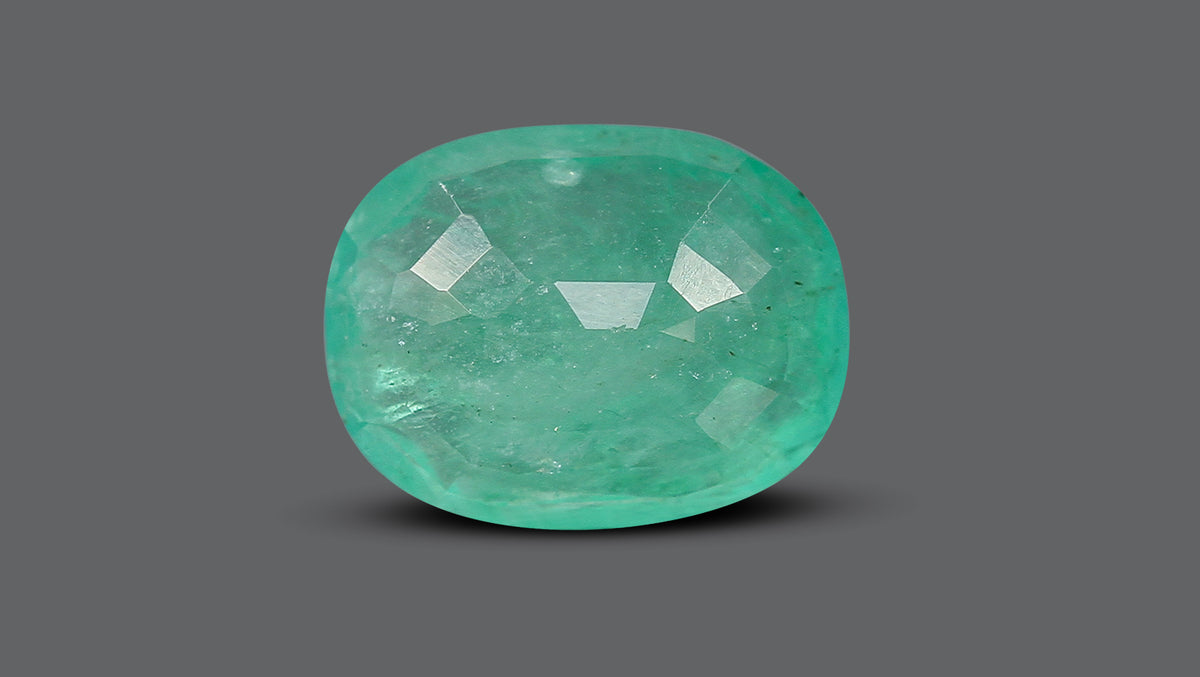 Brazil Emerald (Panna) 6.50 Carats / 7.14 Ratti
