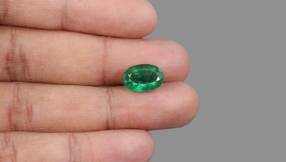 Natural Zambian Emerald (Panna) 5.56 Carats / 6.11 Ratti